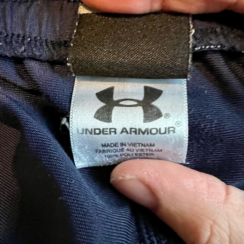 Marist and Under Armour Men’s Moisture Wicking Blue Athletic Shorts - Picture 6 of 6